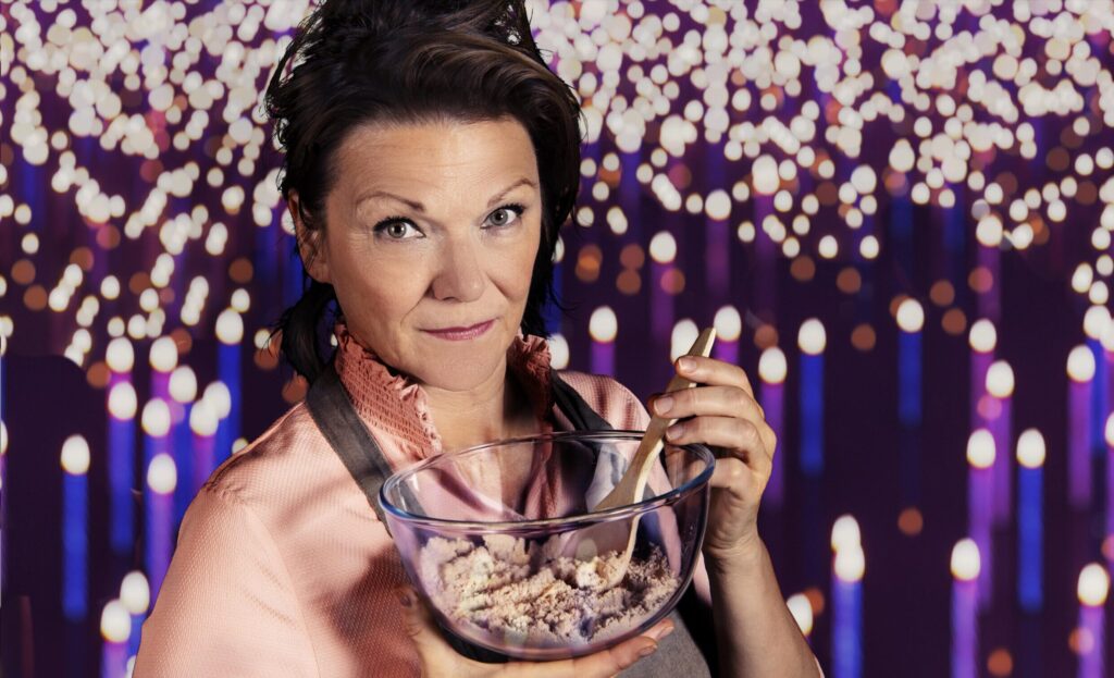 Katrin Sundberg i Tårtljus på Playhouse Teater i Stockholm
