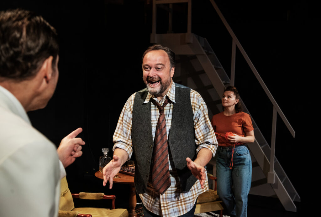 Peter Eriksson i Livet Suger av Aaron Posner på Playhouse Teater